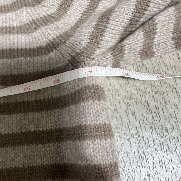 St. John Striped Cardigan Sweater in Dark Alabaster & Light Slate Women’s Small - Picture 12 of 15